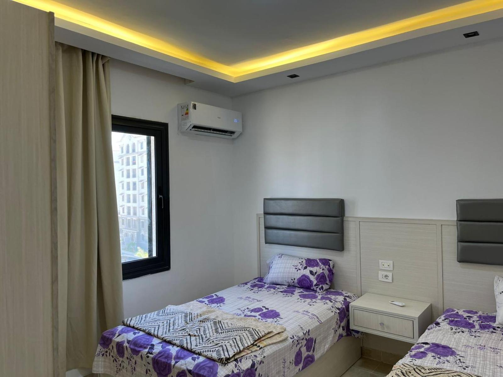 Apartment Stylish 2-bedroom In Celia Compound, New Administrative Capital Madinat al Amal